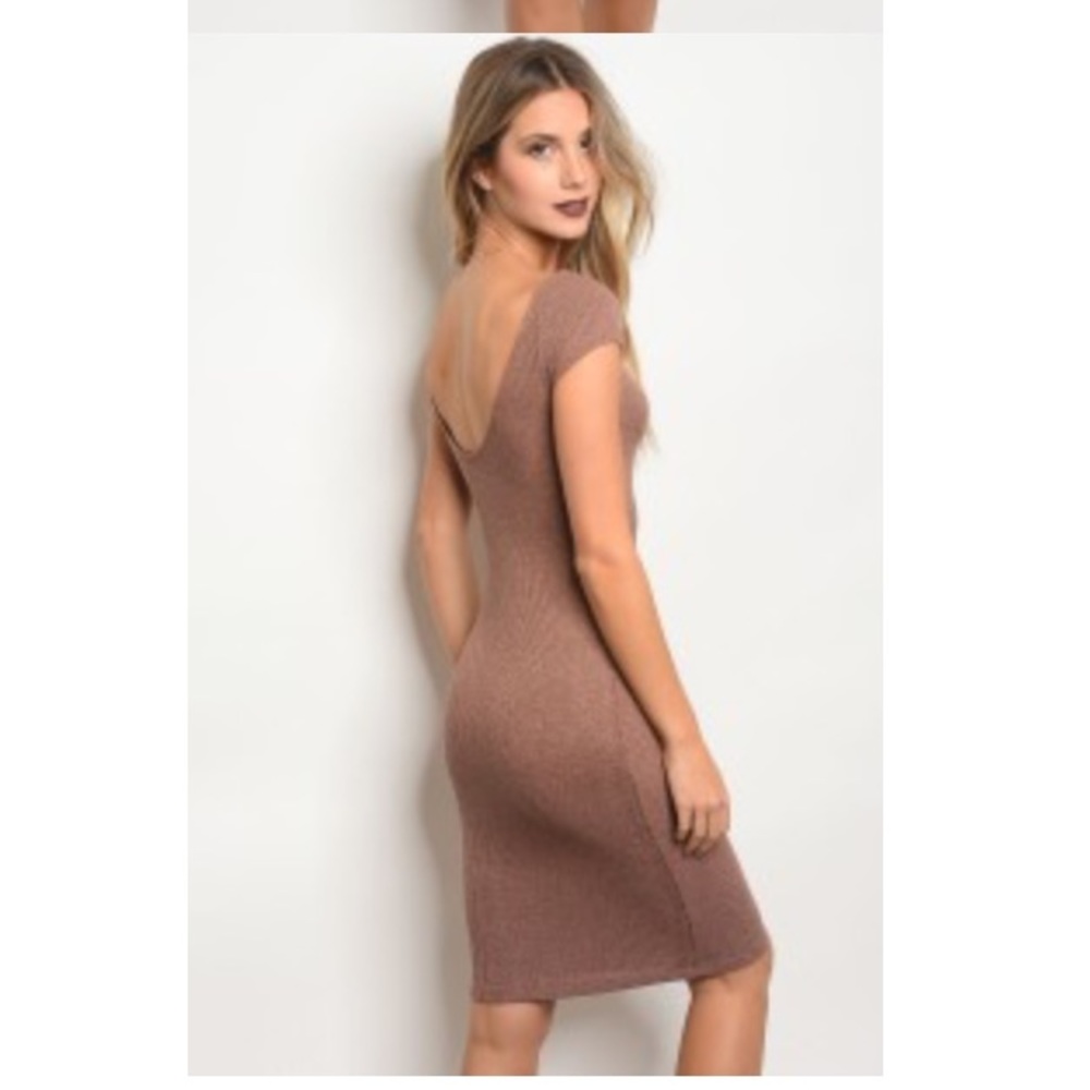 Dusty rose ribbed dress - Picture 2 of 6